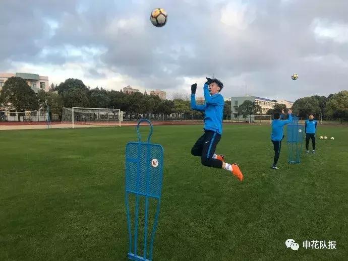 吴毅臻加盟申花怎么样,去看申花球赛有什么需要注意的吗