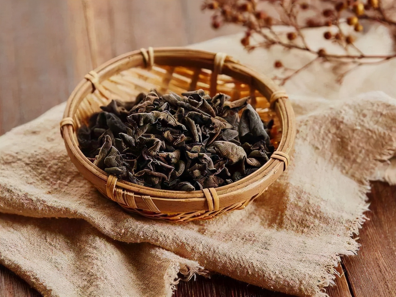 降低血小板聚集食物,吃哪三种食物才能降低血小板