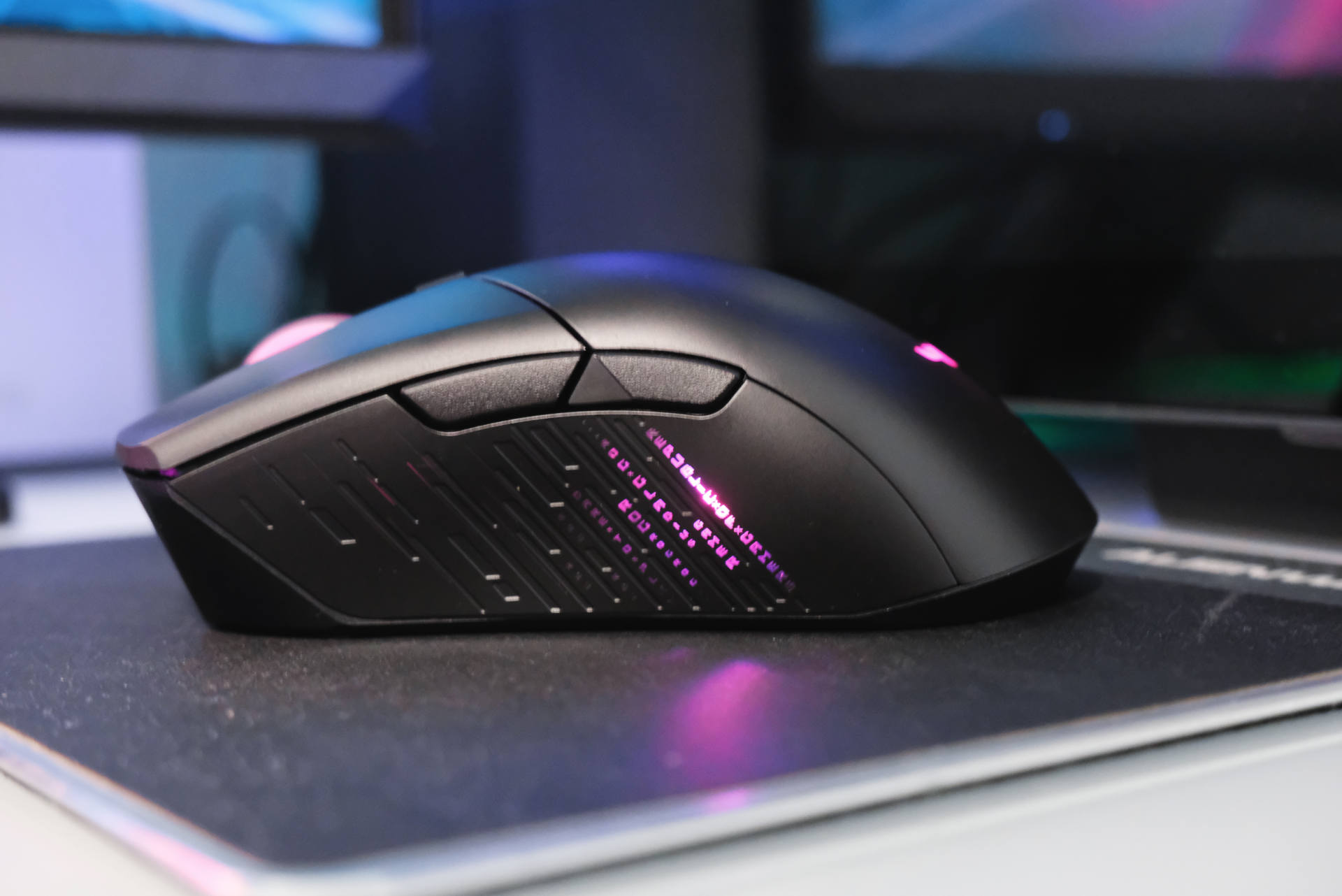 2021最好的电竞游戏鼠标,rog战刃3对比天选鼠标