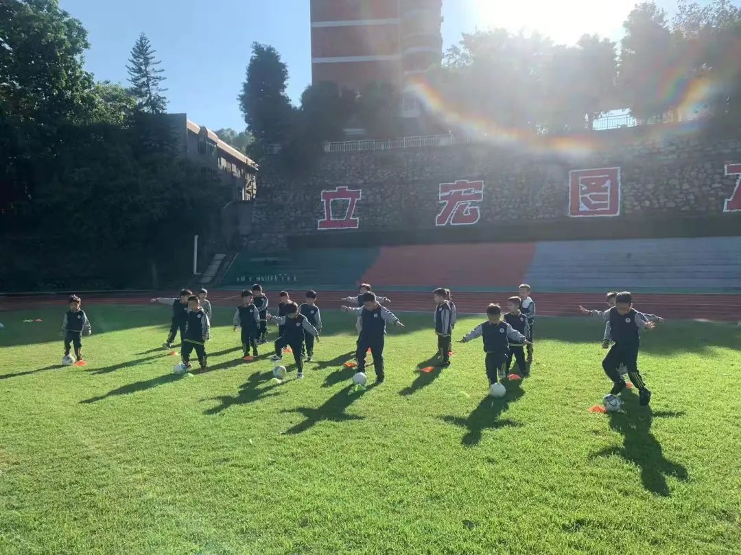 派迪茵足球教师培训,派迪茵校园足球落地