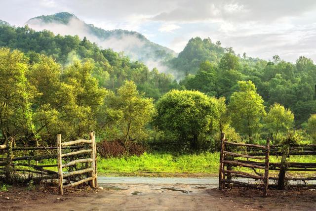 西安隐藏在大山里的世外桃源,西安秦岭深山风景