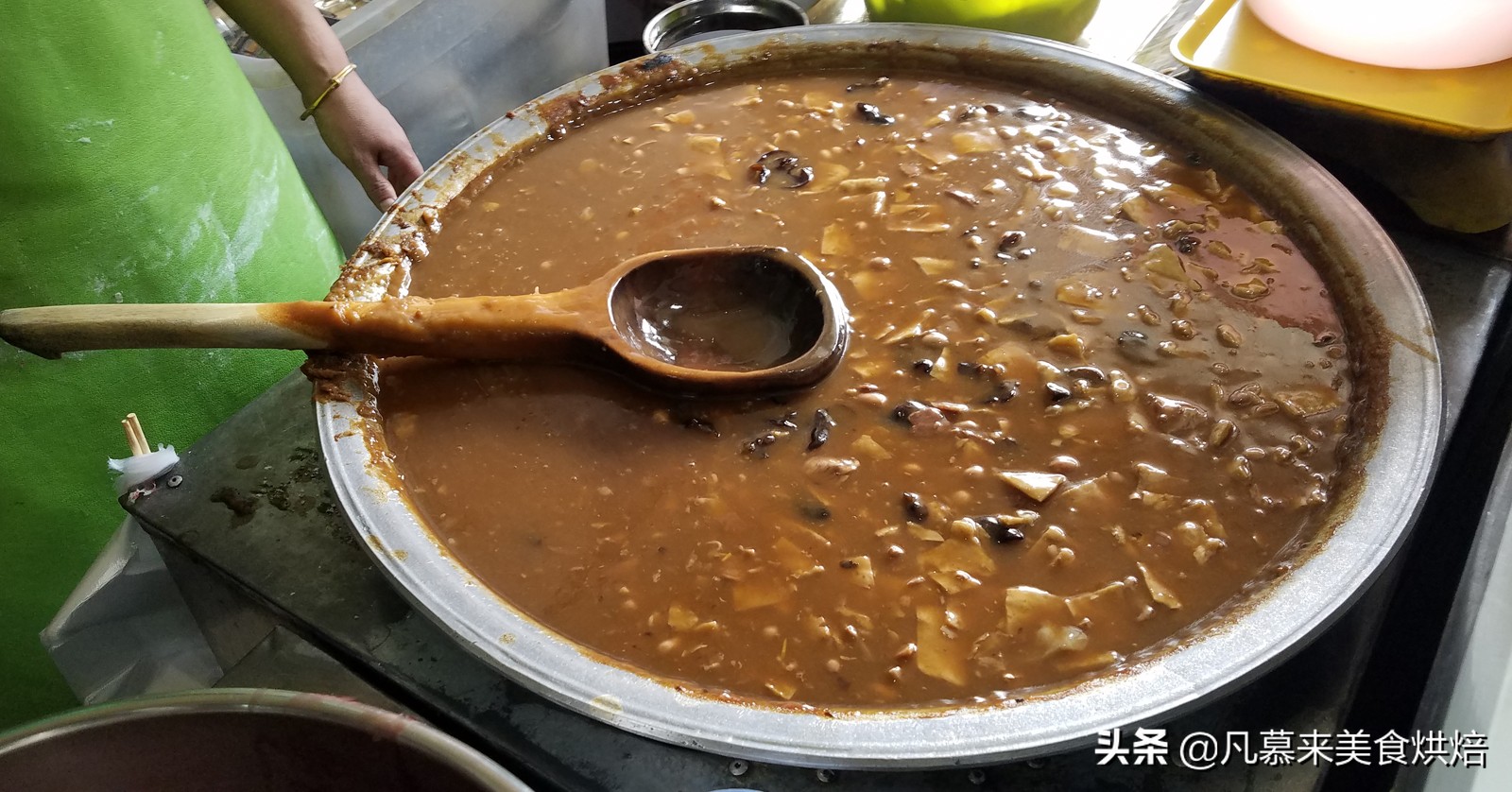 非遗美食有螺蛳粉,四大美食臭豆腐螺蛳粉