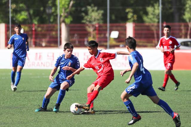 恒大杯许家印助威视频,许家印张近东观战恒大马德里冠军