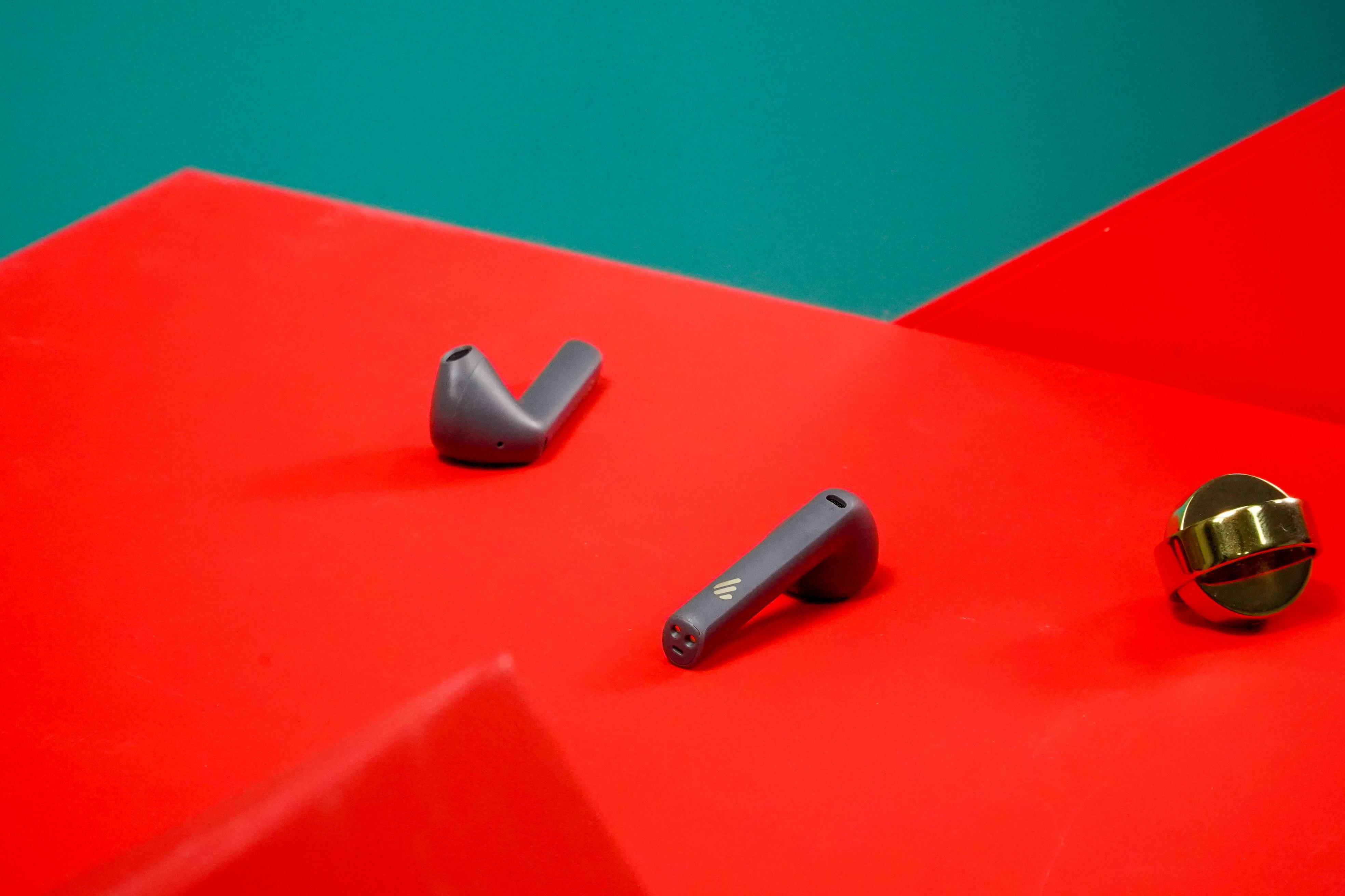 漫步者edifierlollipodsplus电量显示,漫步者lollipodsplus和lolli3哪个好