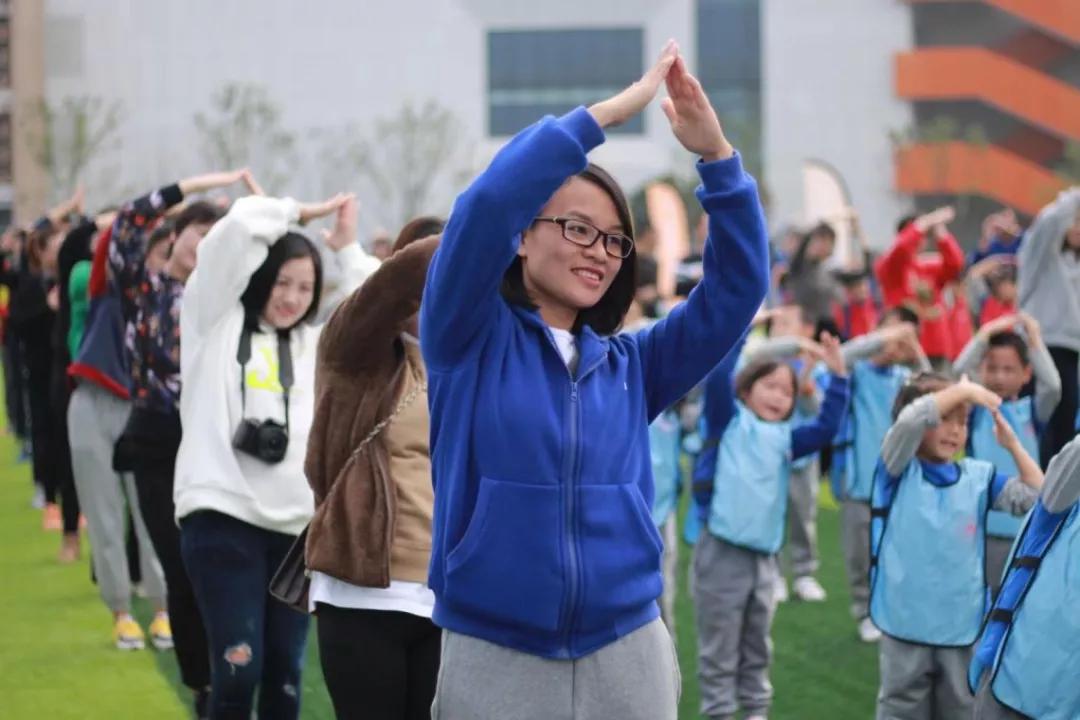 把学生当孩子，家长当战友，成都天立教师赵婧让所有孩子向阳而生