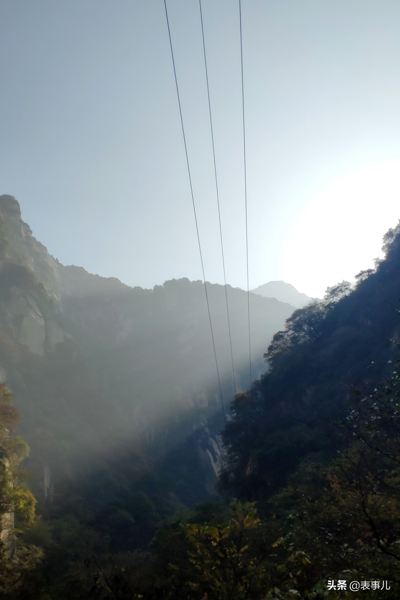 花160元和9个小时爬华山，还喝了一瓶15元的可乐，我是在找虐么？