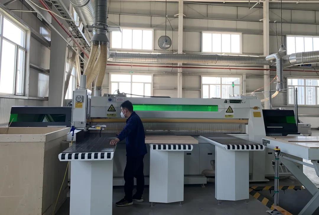 扔掉浴室柜,浴室柜非常难看想扔了