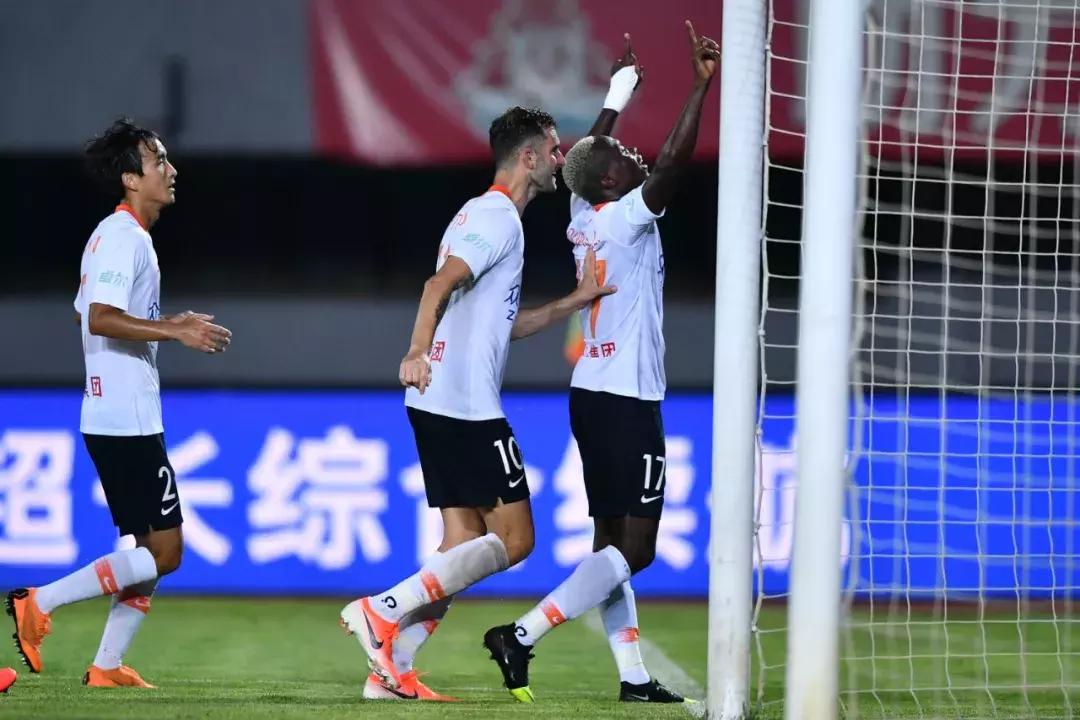巴普蒂斯唐建功，埃弗拉锁定胜局！武汉卓尔客场2:0力克北京人和