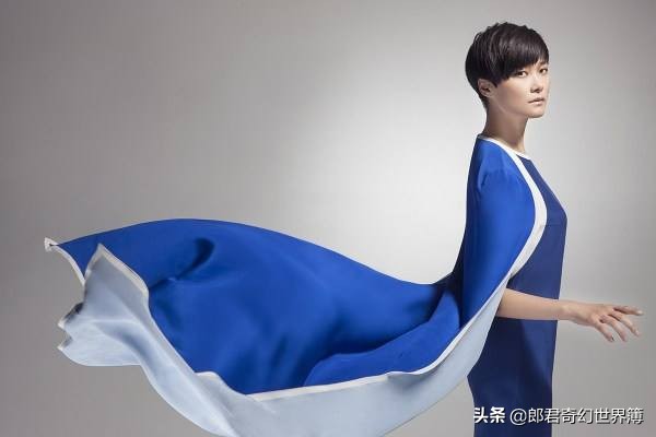 似火年华歌曲原唱李宇春,似火年华李宇春是男是女