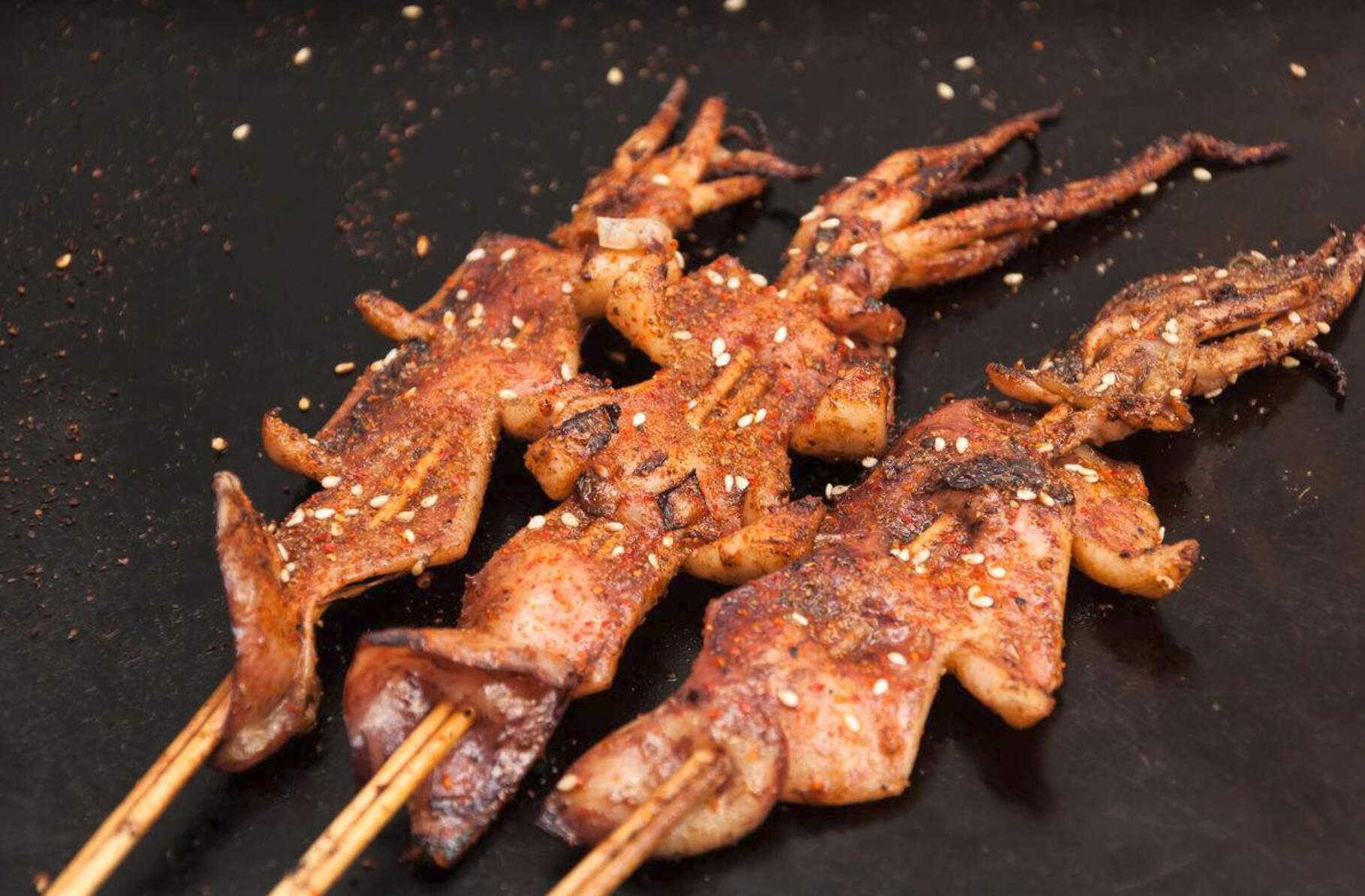 我国最大沙滩金沙滩，啤酒爱好者的聚集地，让人向往的海边城市