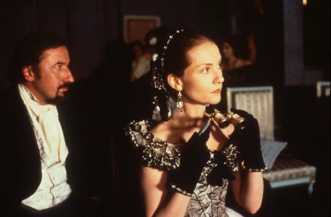 包法利夫人是讽刺文学吗,包法利夫人经典文学