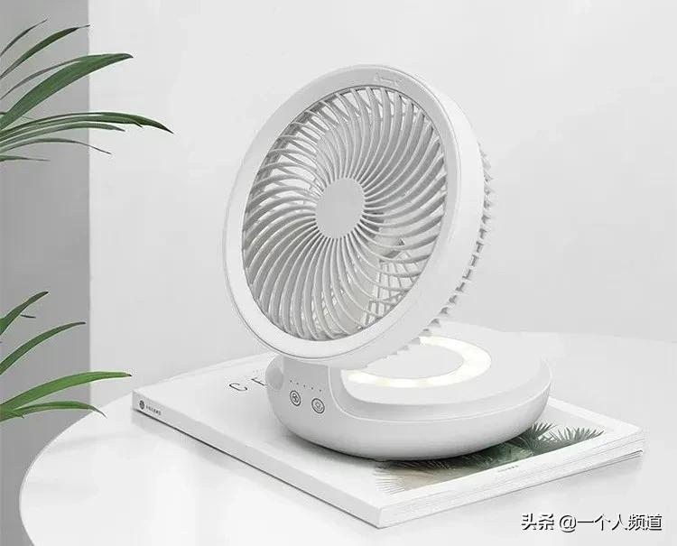 轻薄可壁挂一年四季都可用颜值超高悬浮循环空气扇