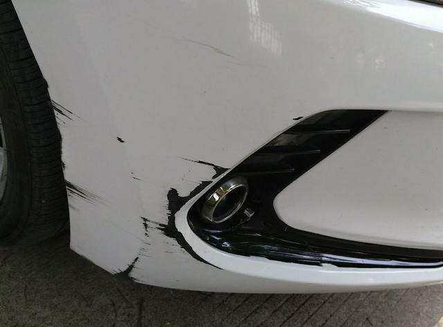 倒车撞后车保险杠私了,前车倒车撞到后车保险杠有问题吗