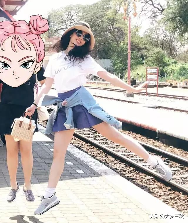 无顶防晒草帽最新款,海边今年最洋气的黄色防晒草帽