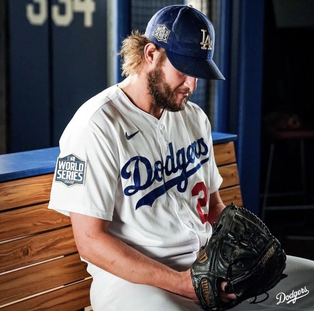 C罗回来了！隔离19天后，总裁终于康复