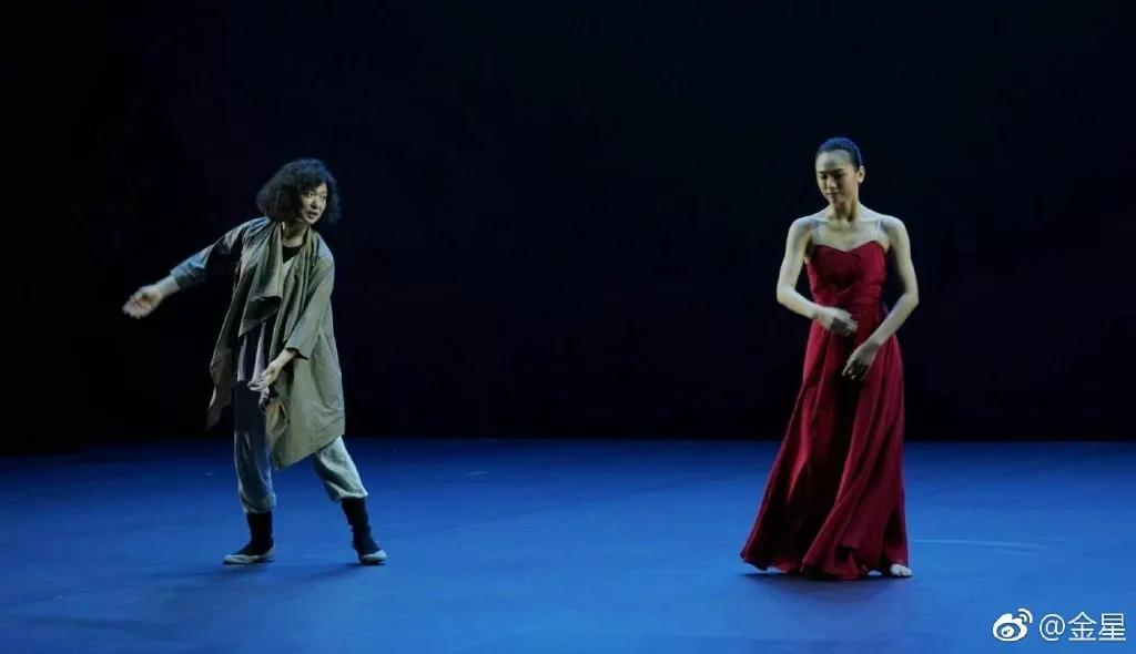 金星采访提到爸爸是谁视频,金星爸爸是谁