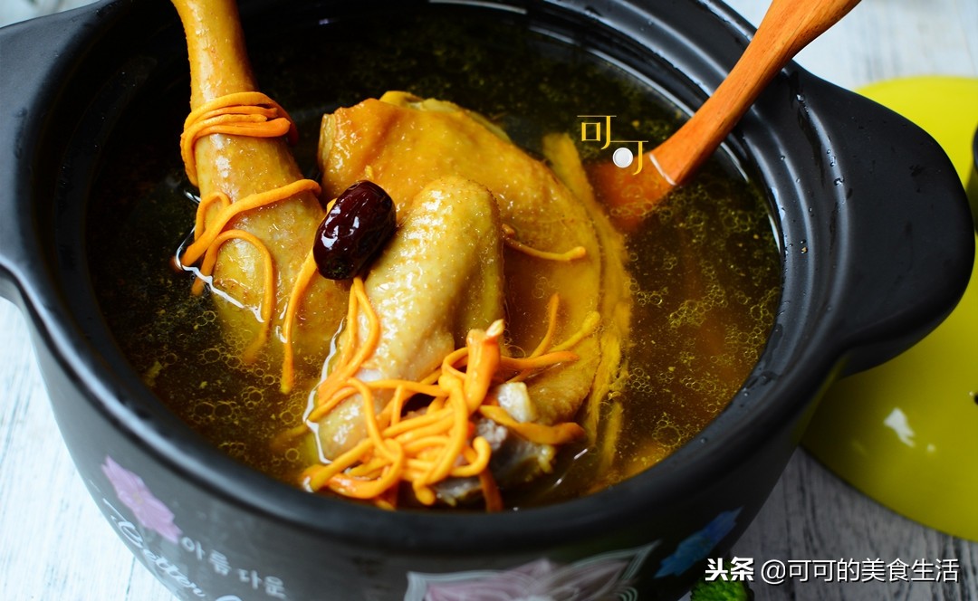 简单的炖鸡汤怎么炖才好喝,用什么炖鸡汤好吃又营养家庭版