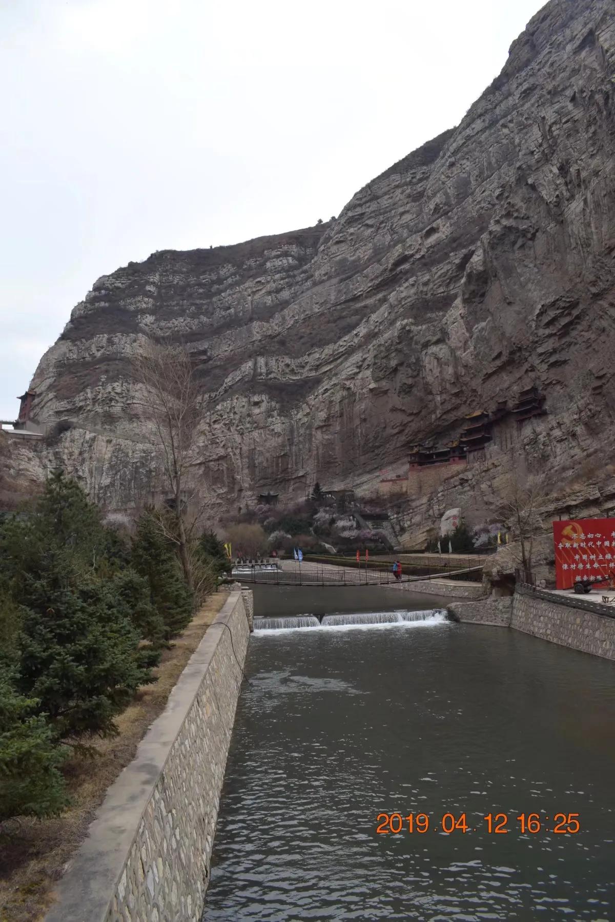 北岳恒山三元殿自驾游,北岳恒山和悬空寺可以一起日游吗