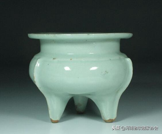 宋代龙泉窑瓷器胎釉鉴定全图片,宋代龙泉窑底足胎釉结合处的特征