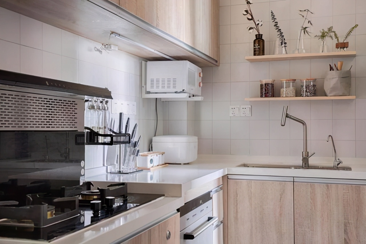 油烟机选顶吸还是集成灶,侧吸式油烟机和集成灶