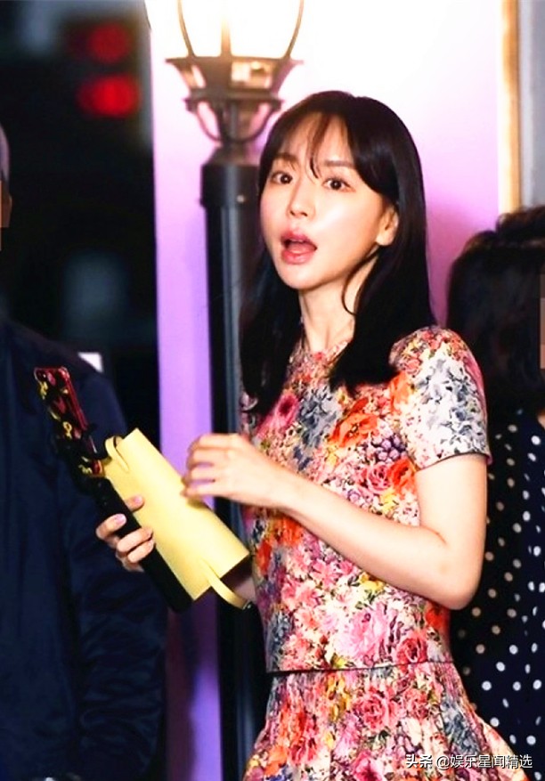 朴有天和黄荷娜聊天记录,朴有天黄荷娜涉毒事件