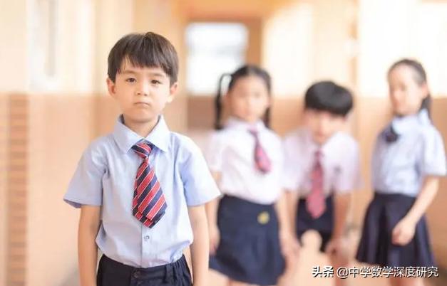 萧伯纳成长经历的教育启示，有信心的人，可以化平庸为神奇