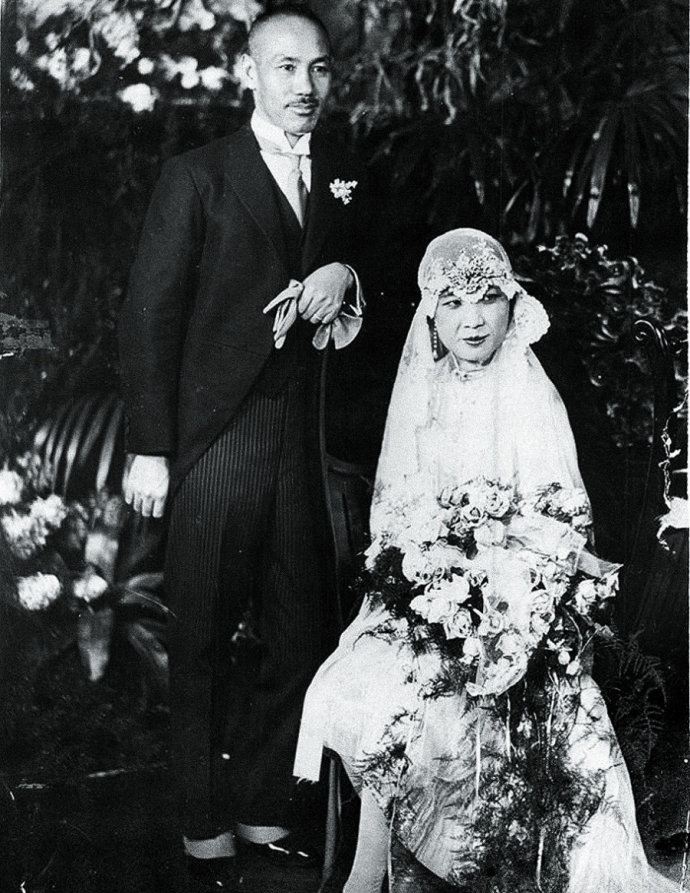 民国第一家族，姐妹都嫁给大总统，蒋介石都觉得高攀不起