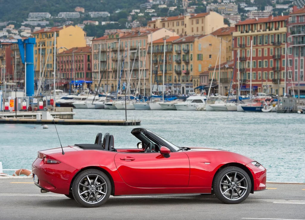 开敞篷车是不是很酷很拉风,最惬意的敞篷车