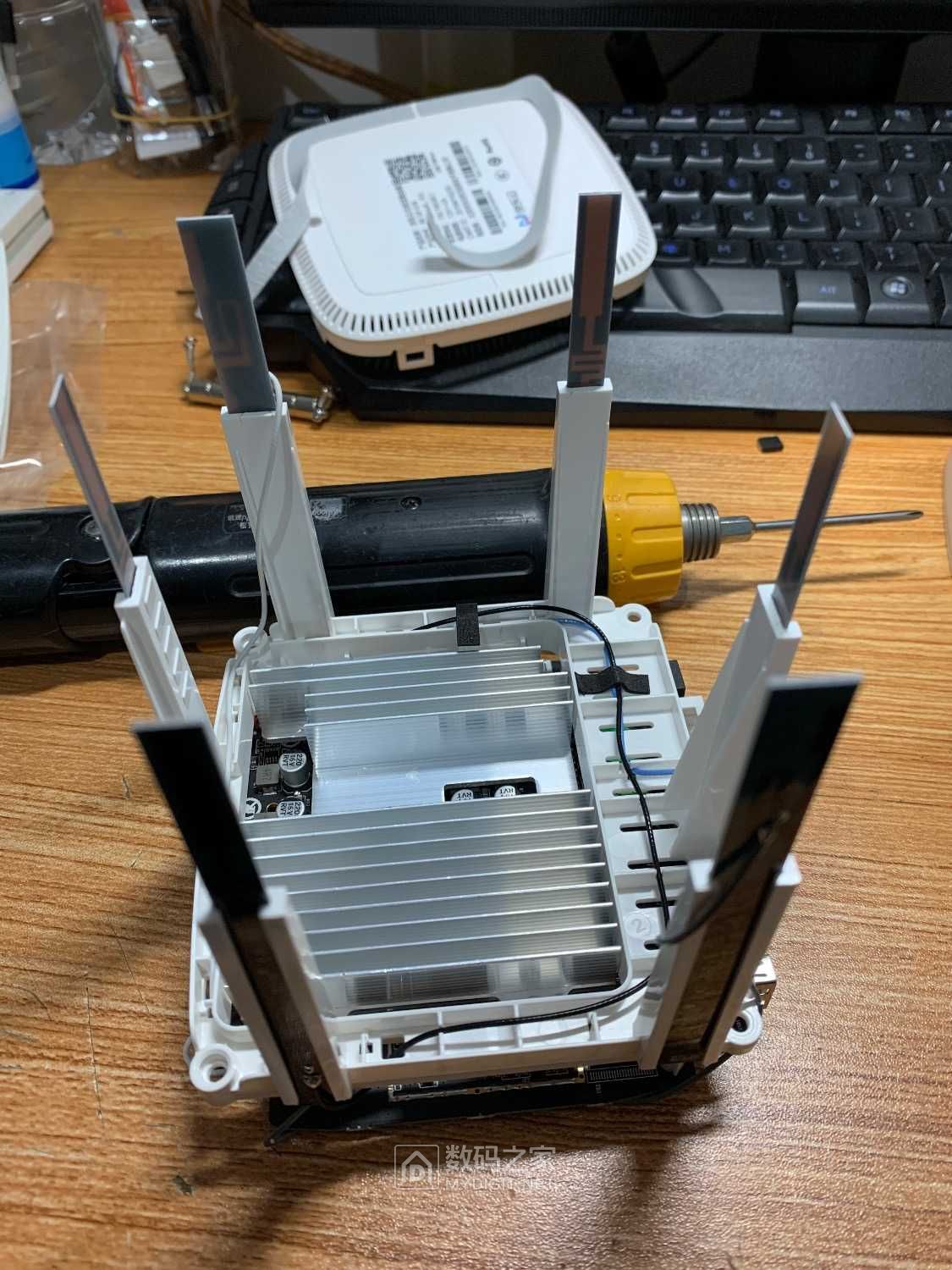 京东云2100m路由器,京东云无线宝2100m拆解