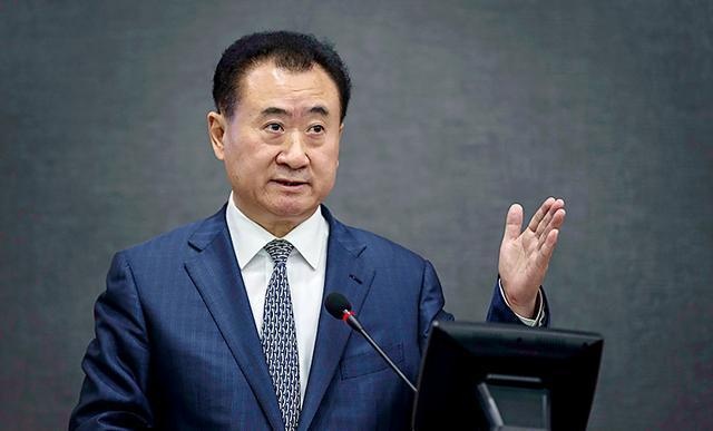 王健林回归大连足球,王健林宣布万达退出足坛