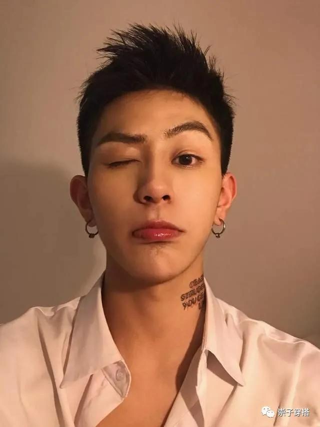 男士额头比较窄的怎么理发,额头窄适合理发吗男生