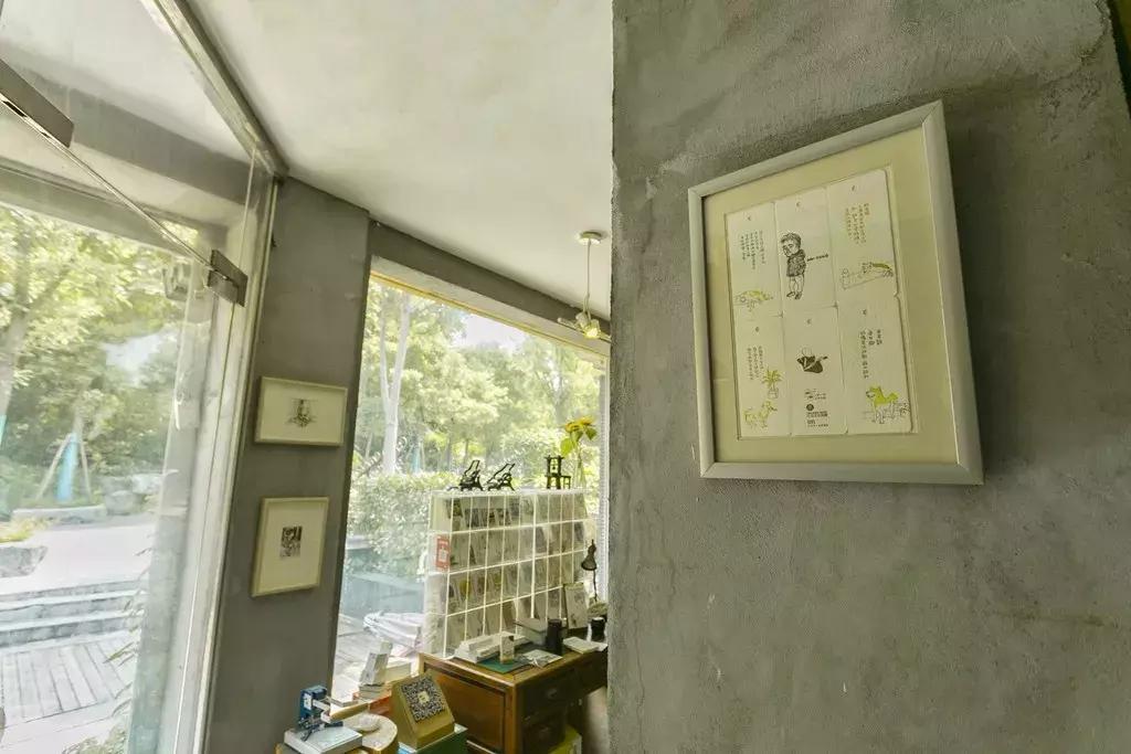 独此一家，机器跨越百年，户部山上的这家小店印出家乡生活的墨迹