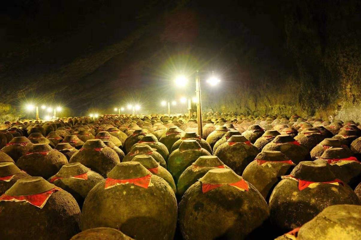 洞藏老酒好坏鉴别妙招,洞藏原浆酱香型白酒鉴别