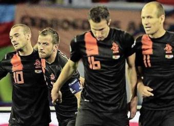 飞翔的荷兰人是谁,飞翔的荷兰人串烧