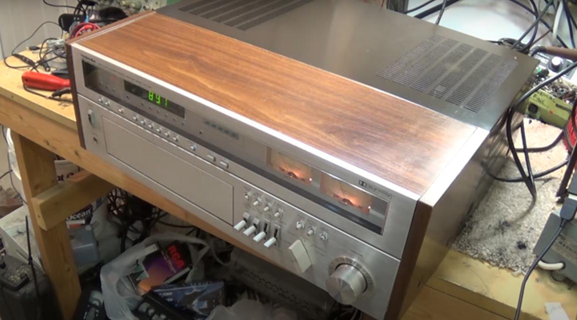 东芝toshiba电路板维修,东芝ic70收音机拆解