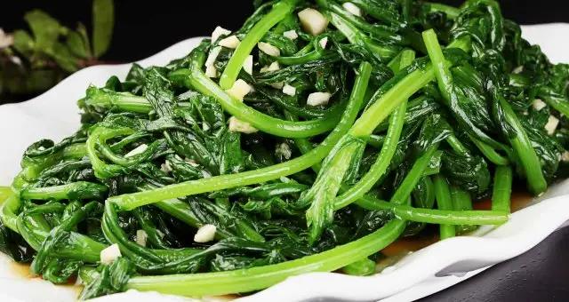 最适合夏天吃的凉拌菜都有哪些,夏天必备的各种花样凉拌菜