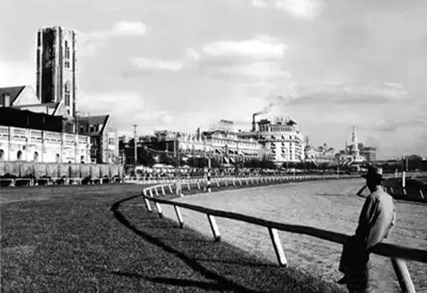 泪崩！1年1张，百年上海，老底子上海人都看哭了！