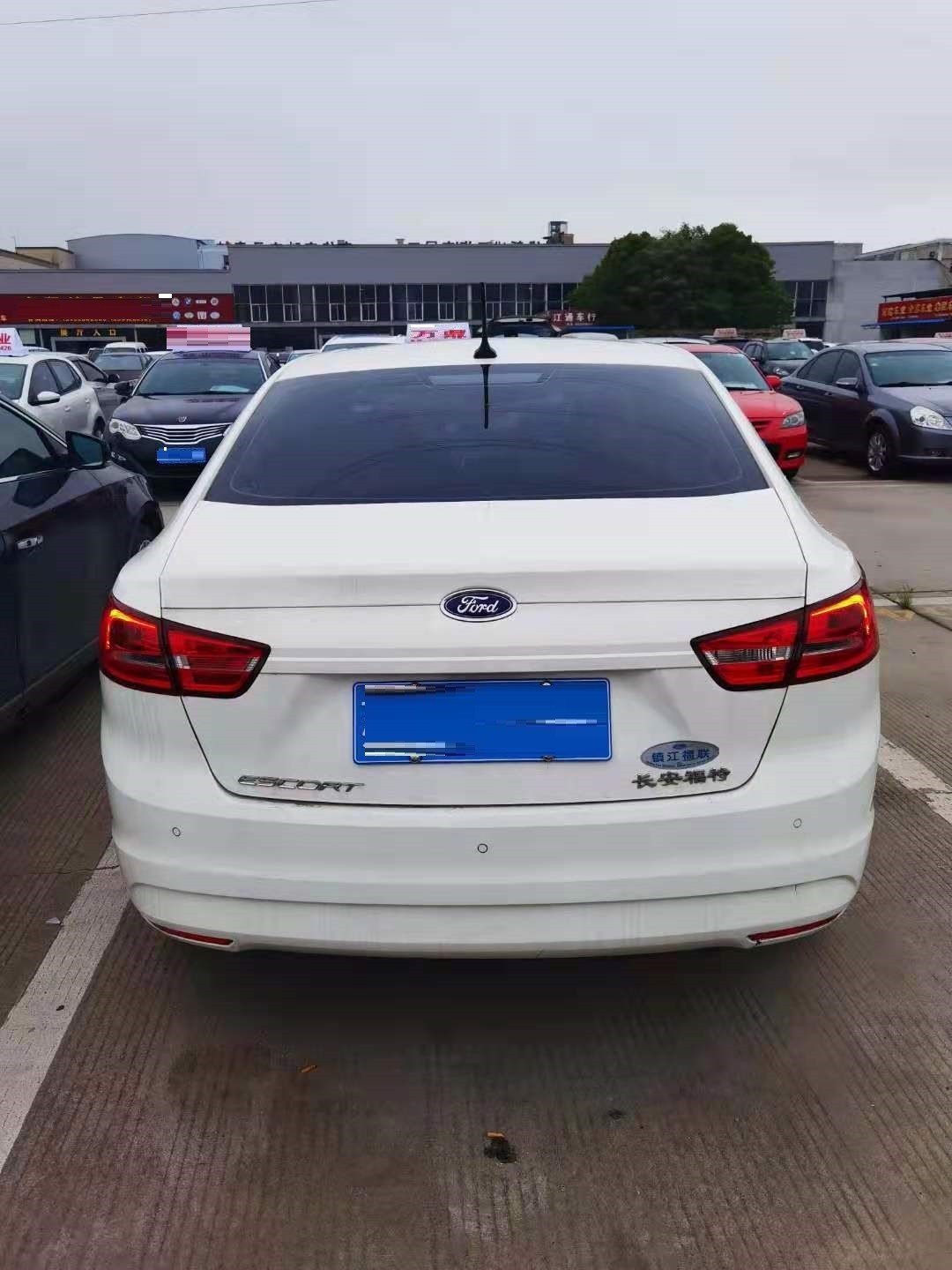 库存5个月的福特福睿斯能买吗,15款福特福睿斯二手值多少钱