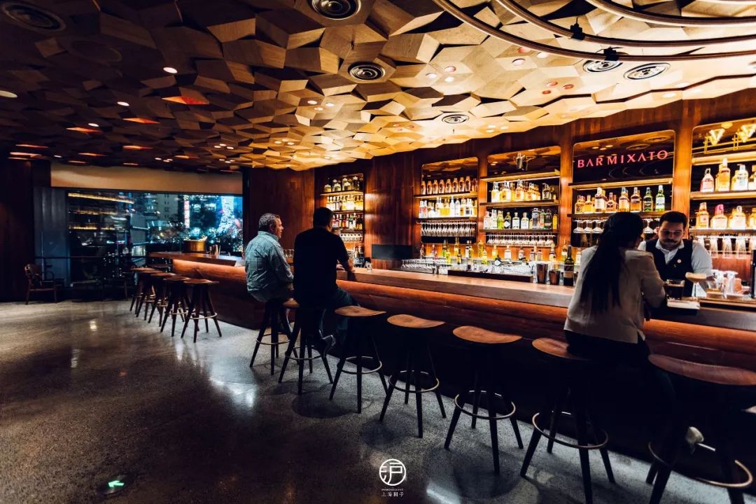 星巴克调酒之夜上海,星巴克旗舰店特饮