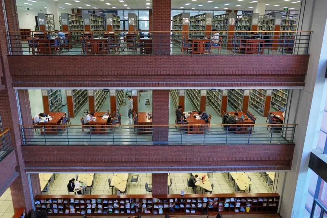 恭喜考生考入大连理工文案,寒门学子考上大连理工