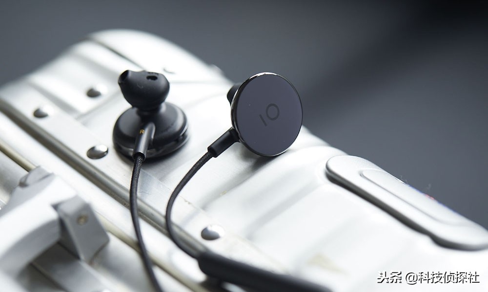 黑眼豆豆耳机评测,潮牌网红耳机