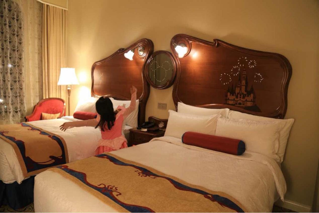 上海迪士尼攻略一日游最佳路线,上海迪士尼导览服务攻略