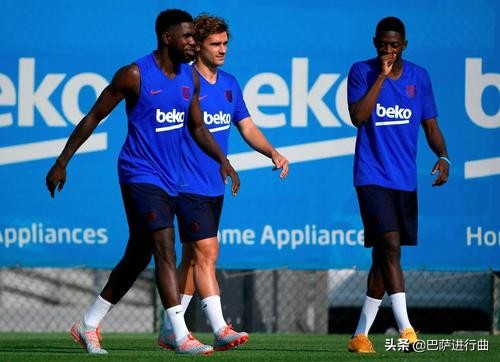 双重隐患或让巴萨走上不归路,巴萨在下赛季是否能崛起