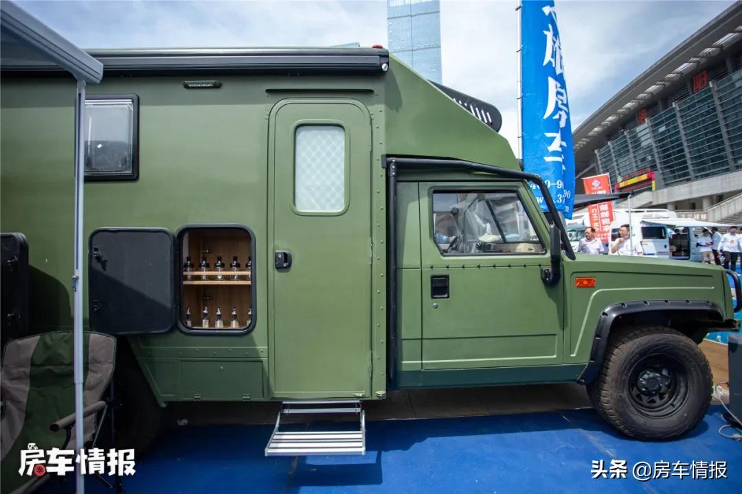 售价不足6万元国产房车,军车民用版房车