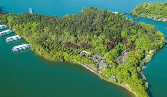 江苏镇江独有美食,镇江美食特点老字号