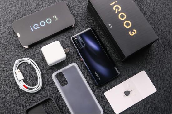 一个深度手游玩家的iQOO3一周使用体验：买就对了！