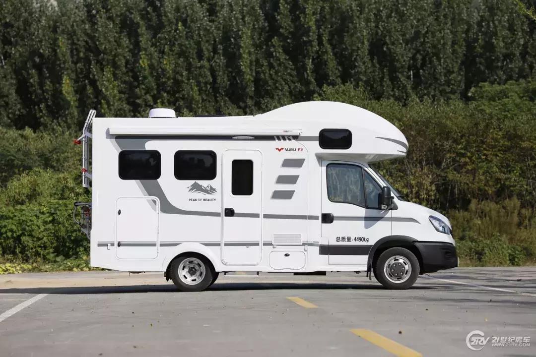 最便宜的c型依维柯自动挡房车,最便宜的依维柯自动挡c型房车