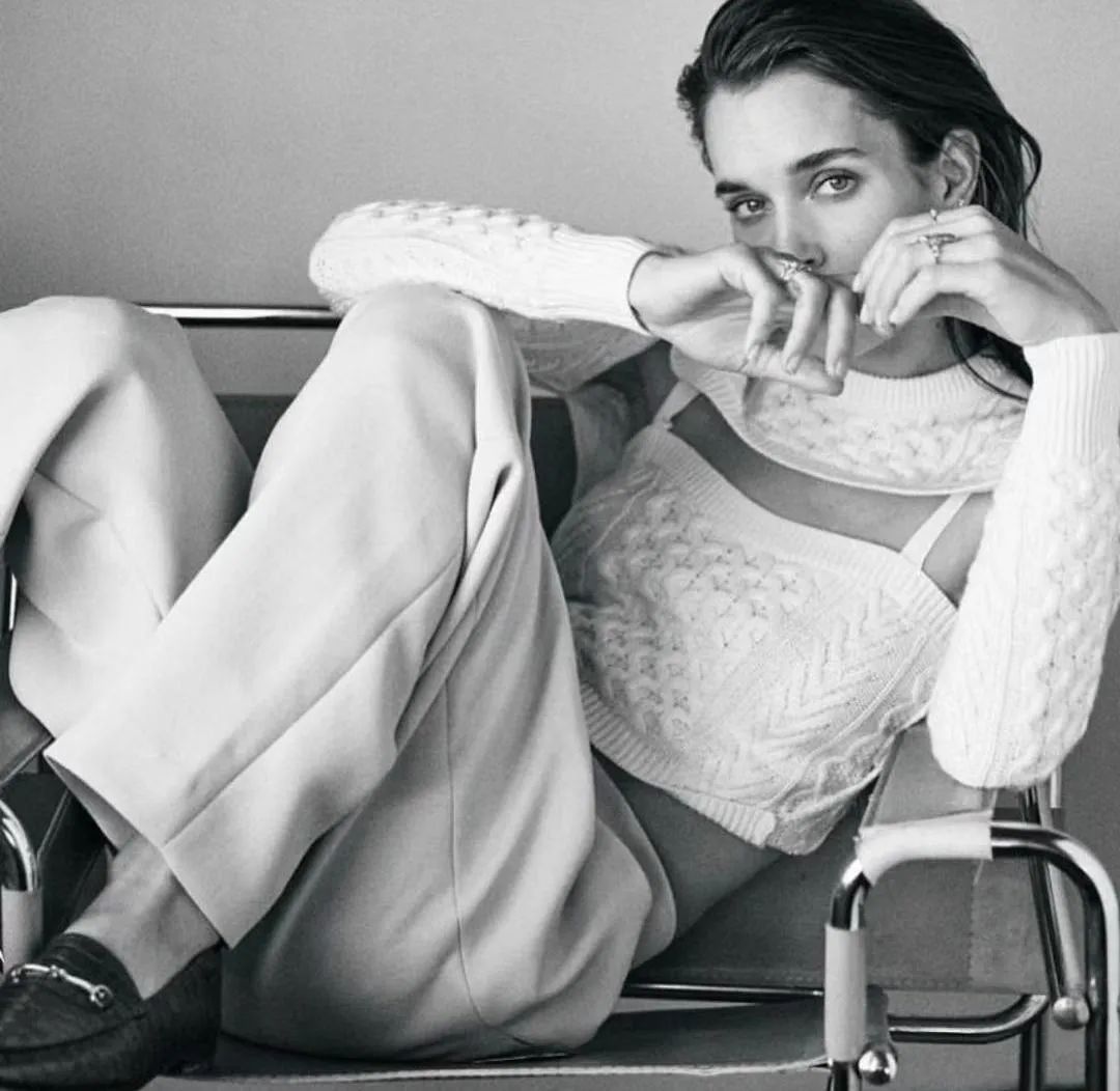 再不穿这3种花样毛衣，有点说不过去了吧？