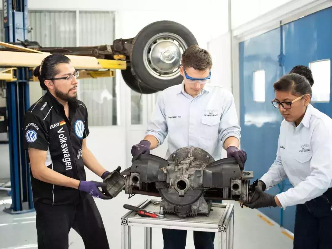 维修八年前的大众甲壳虫,翻新报废的初代大众甲壳虫