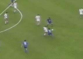 马拉多纳更衣室喊阿根廷视频,马拉多纳不要为我哭泣图片